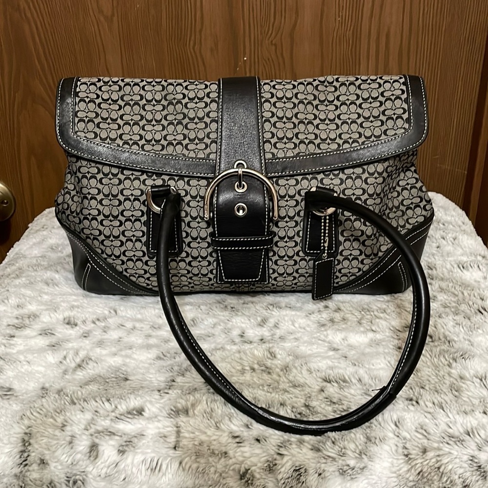 Coach Signature Handbag Shoulder Snap Buckle Black Gray Leather
